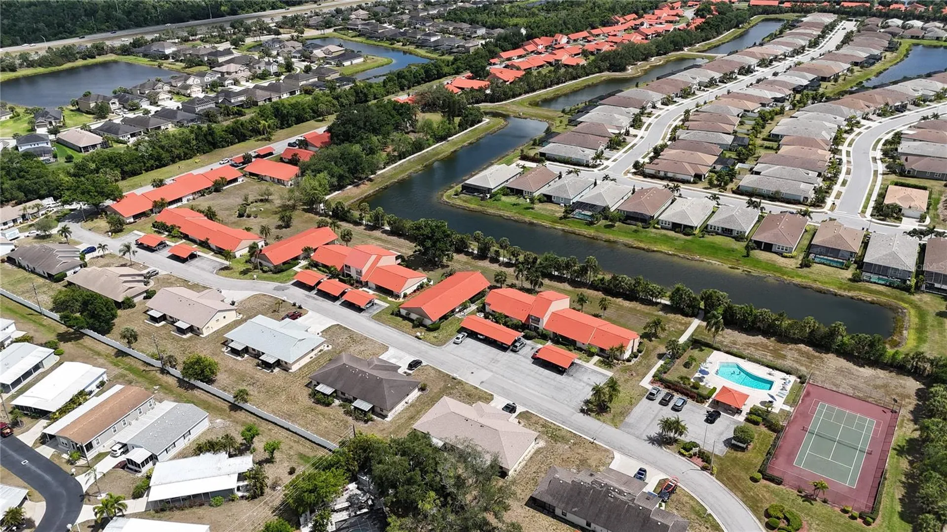 6392 Draw Lane Sarasota FL 34238