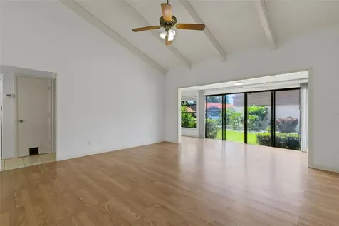6392 Draw Lane Sarasota FL 34238