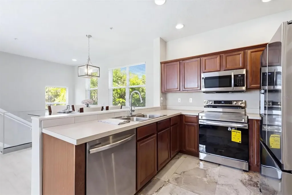 3825 Parkridge Circle Sarasota FL 34243