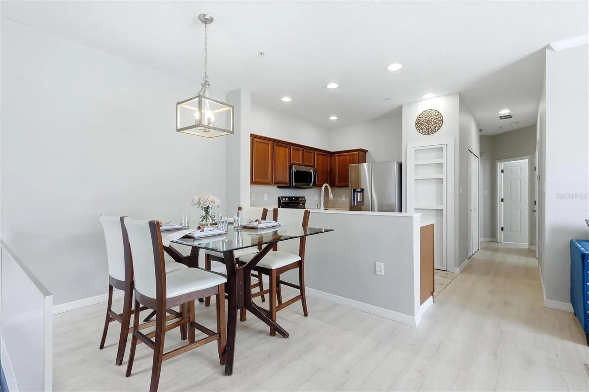 3825 Parkridge Circle Sarasota FL 34243