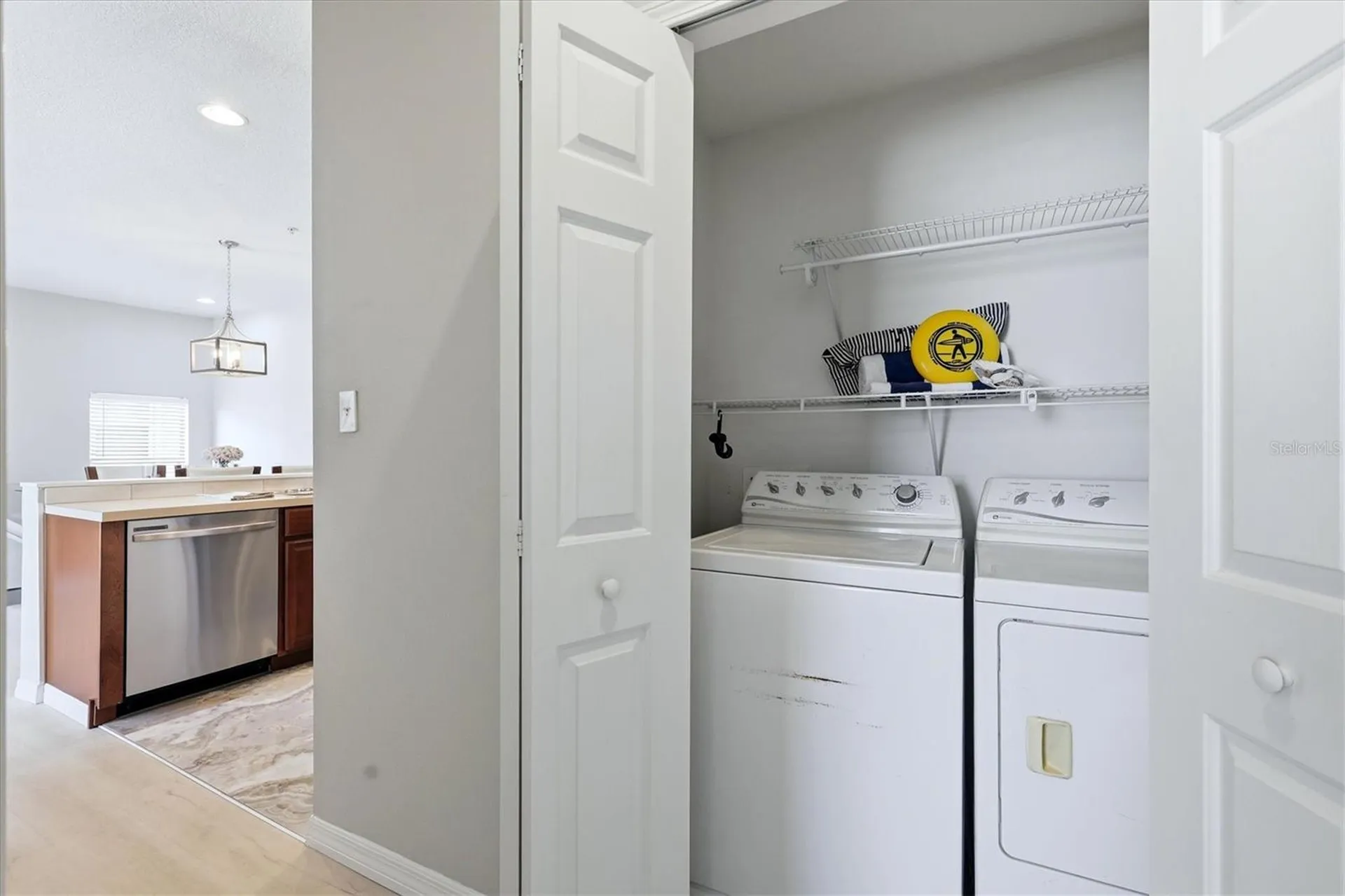 3825 Parkridge Circle Sarasota FL 34243
