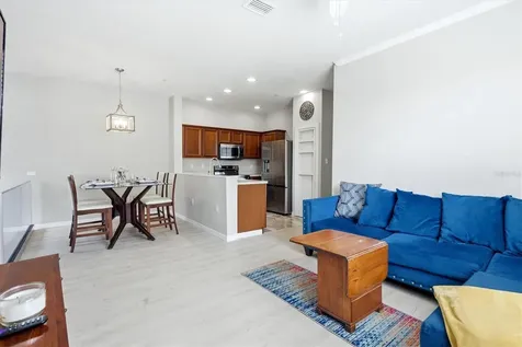 3825 Parkridge Circle Sarasota FL 34243