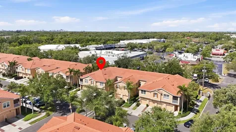 3825 Parkridge Circle Sarasota FL 34243