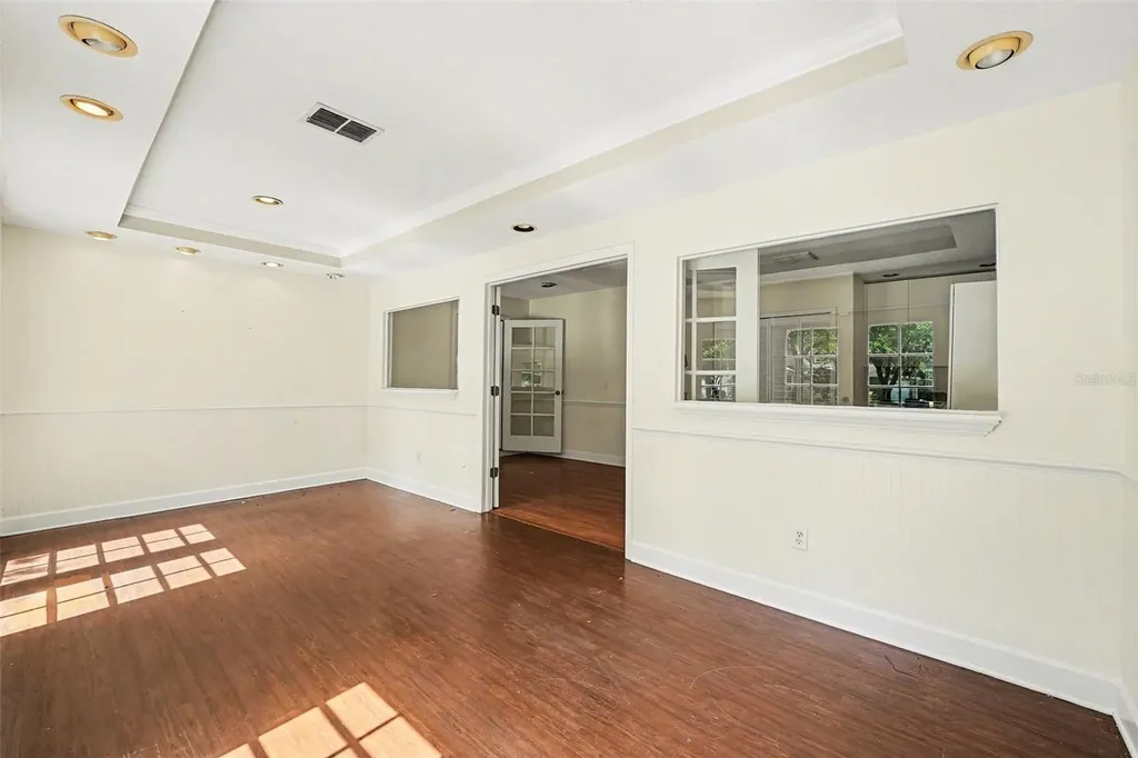 5865 Meadowpark Place Lithia FL 33547