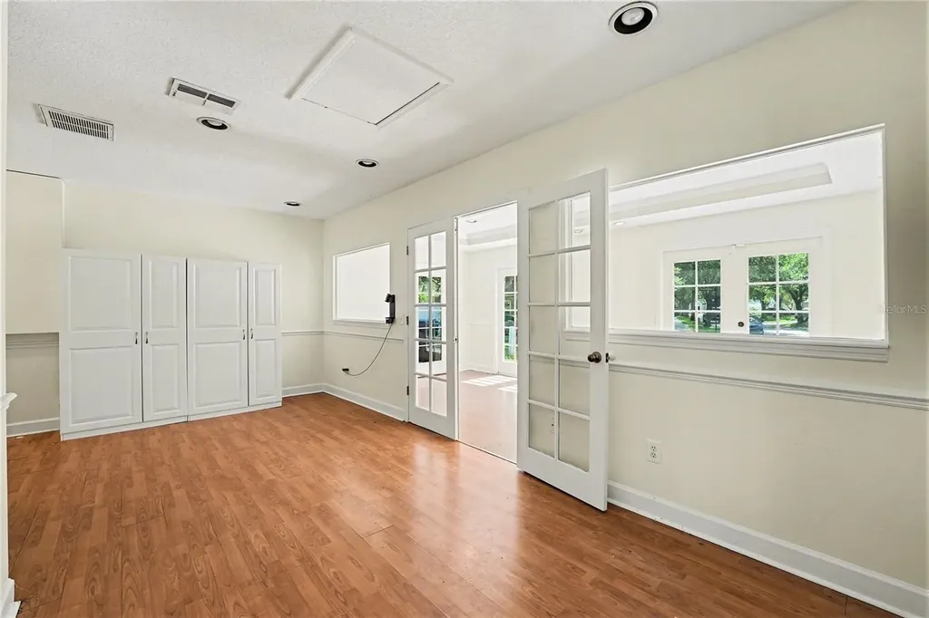 5865 Meadowpark Place Lithia FL 33547