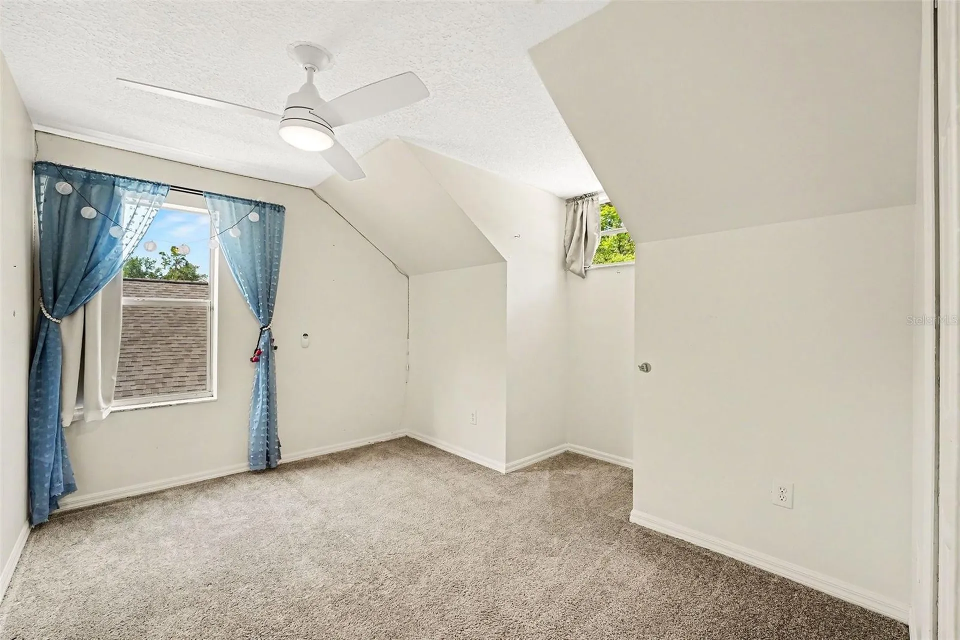 5865 Meadowpark Place Lithia FL 33547