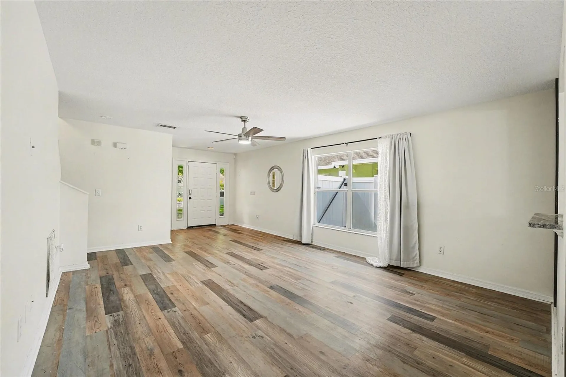 5865 Meadowpark Place Lithia FL 33547