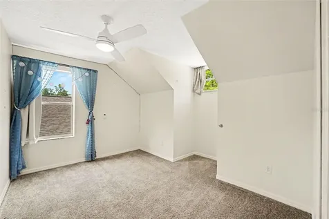 5865 Meadowpark Place Lithia FL 33547