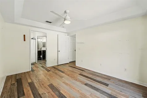 5865 Meadowpark Place Lithia FL 33547