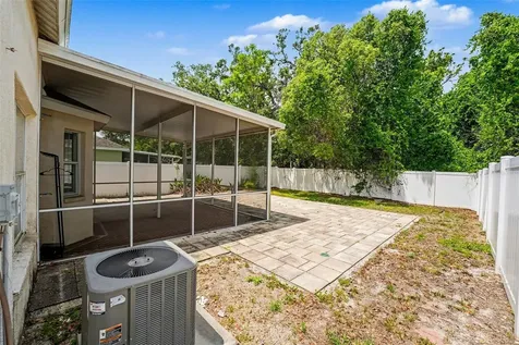 5865 Meadowpark Place Lithia FL 33547