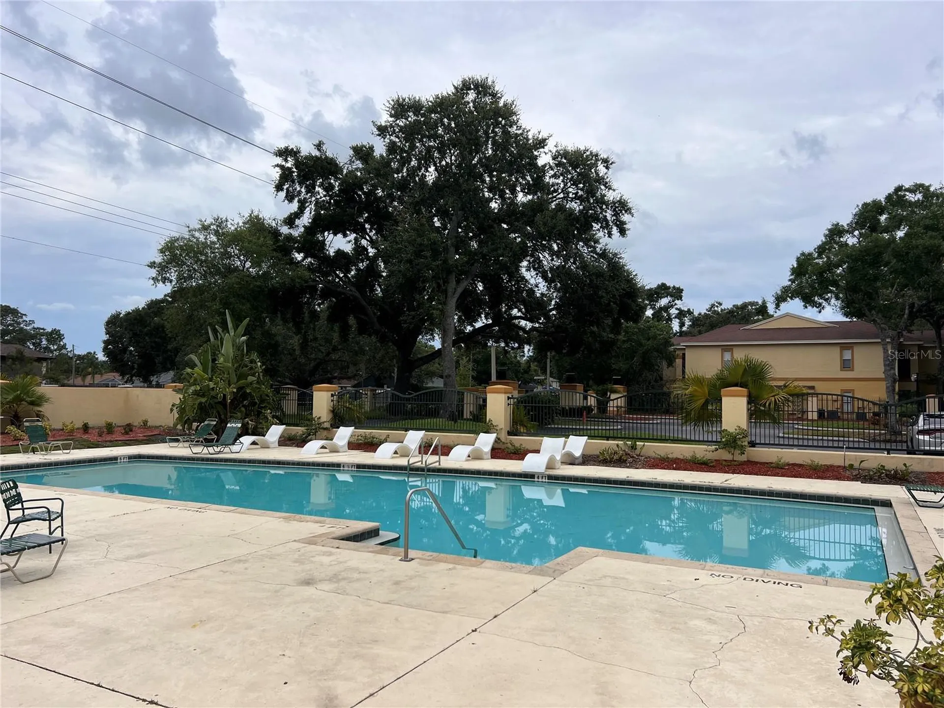 5620 Pinnacle Heights Circle Tampa FL 33624