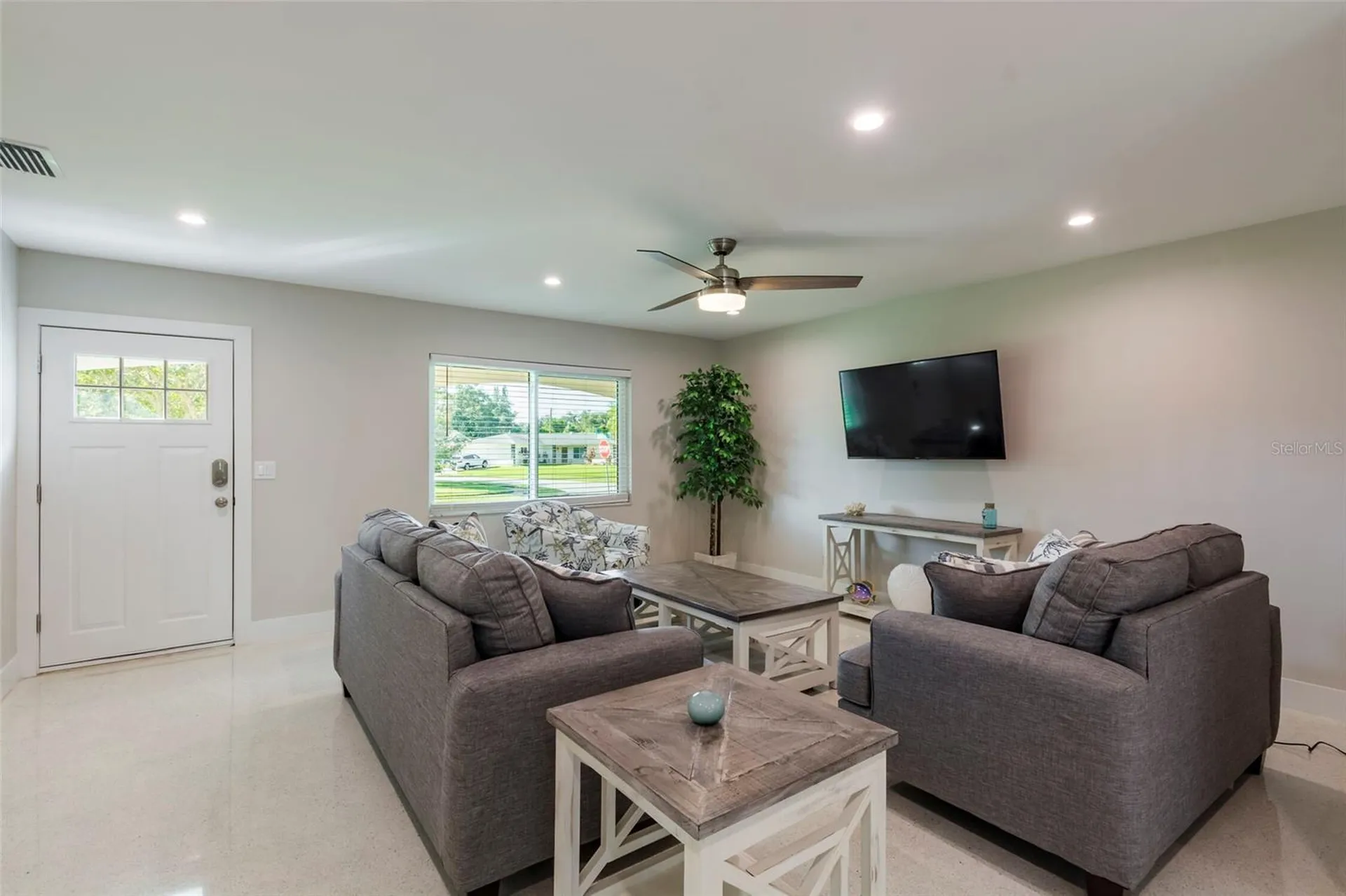 3005 Chase Circle Sarasota FL 34231