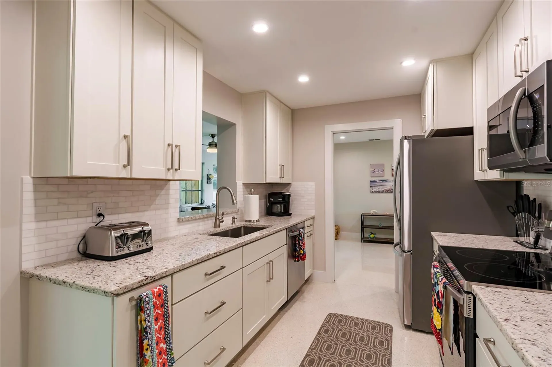 3005 Chase Circle Sarasota FL 34231