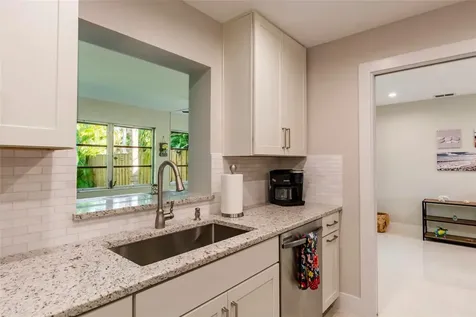 3005 Chase Circle Sarasota FL 34231