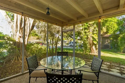 3005 Chase Circle Sarasota FL 34231