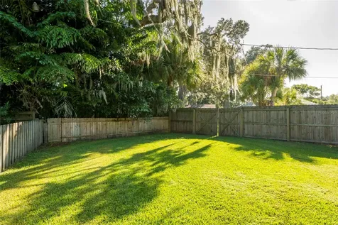 3005 Chase Circle Sarasota FL 34231