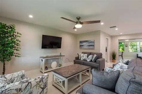 3005 Chase Circle Sarasota FL 34231