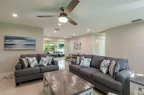 3005 Chase Circle Sarasota FL 34231
