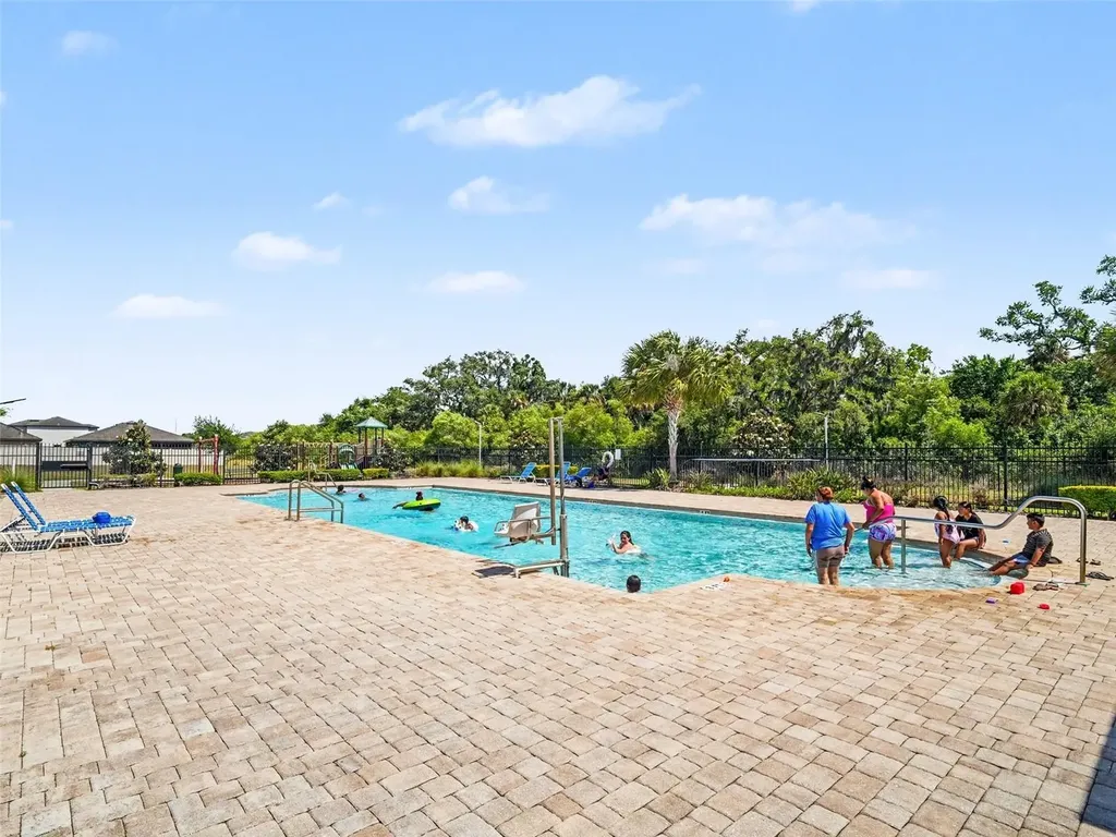 820 Chatham Walk Drive Ruskin FL 33570