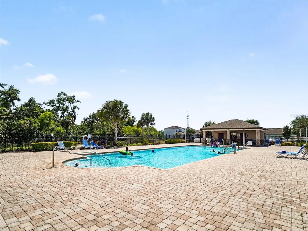 820 Chatham Walk Drive Ruskin FL 33570