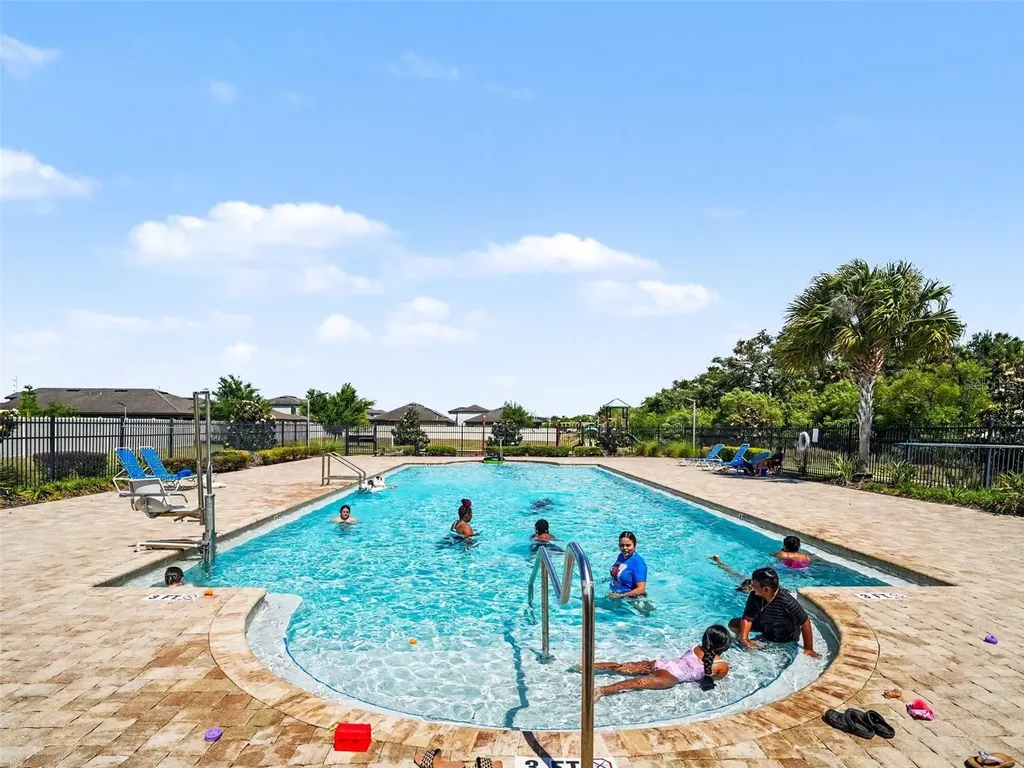 820 Chatham Walk Drive Ruskin FL 33570