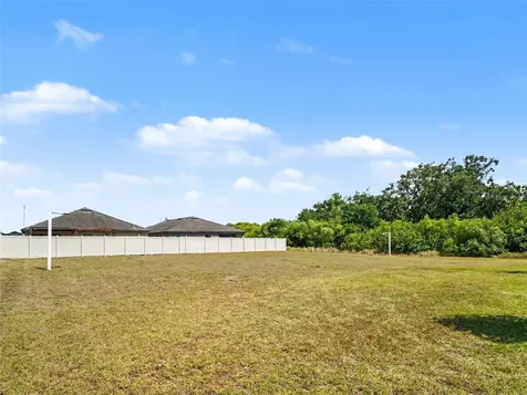 820 Chatham Walk Drive Ruskin FL 33570