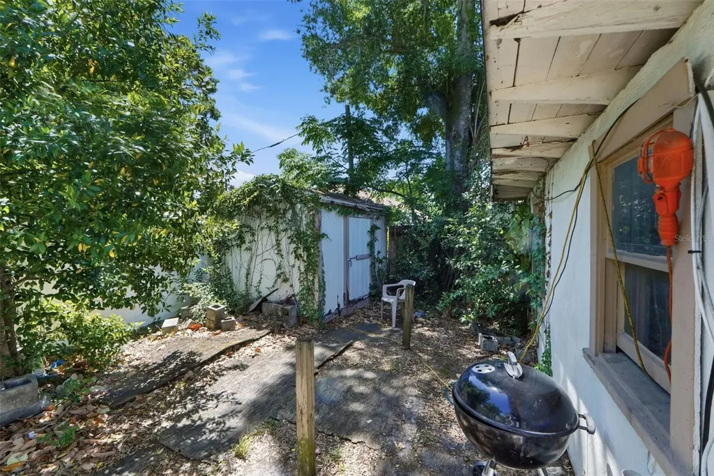 1301 E Wilder Avenue Tampa FL 33603
