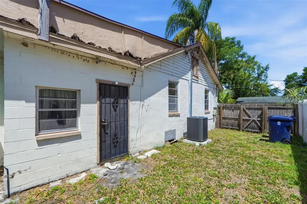 1301 E Wilder Avenue Tampa FL 33603