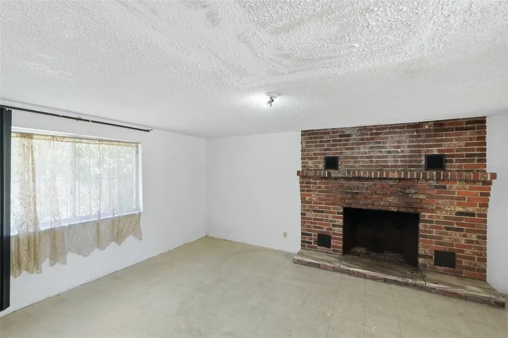 1301 E Wilder Avenue Tampa FL 33603