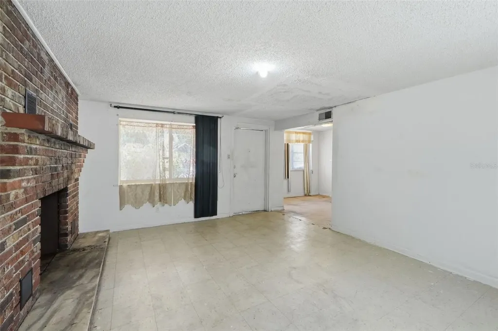 1301 E Wilder Avenue Tampa FL 33603