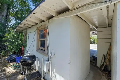 1301 E Wilder Avenue Tampa FL 33603