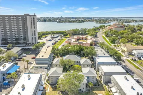 6960 Sunset Drive S South Pasadena FL 33707