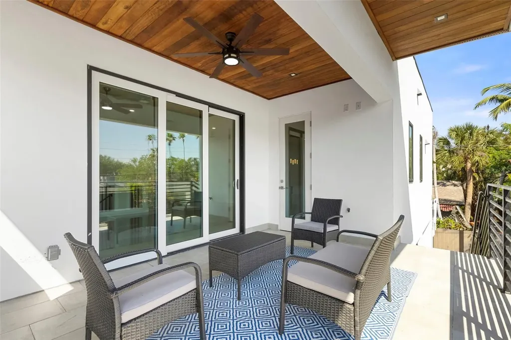 3835 Shore Acres Boulevard NE St Petersburg FL 33703
