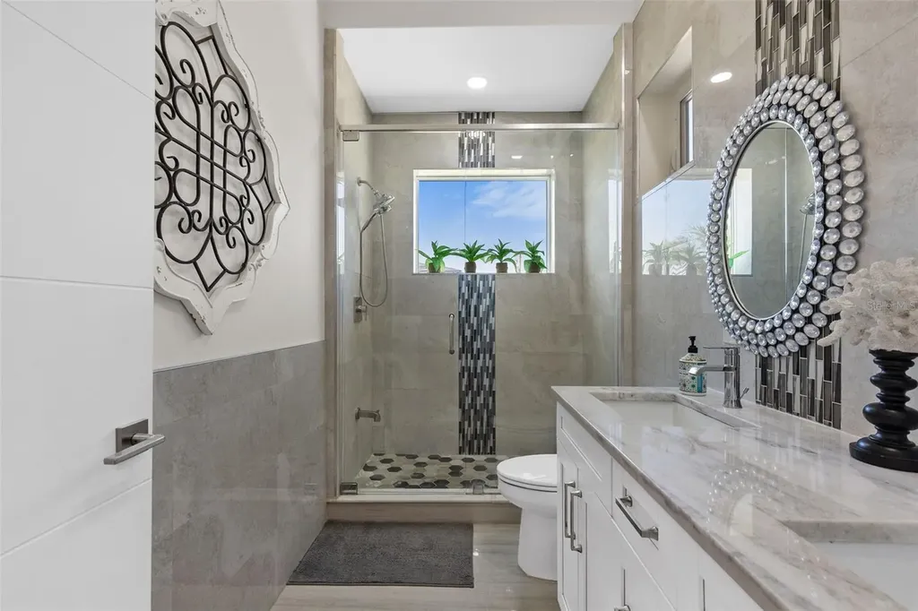 3835 Shore Acres Boulevard NE St Petersburg FL 33703