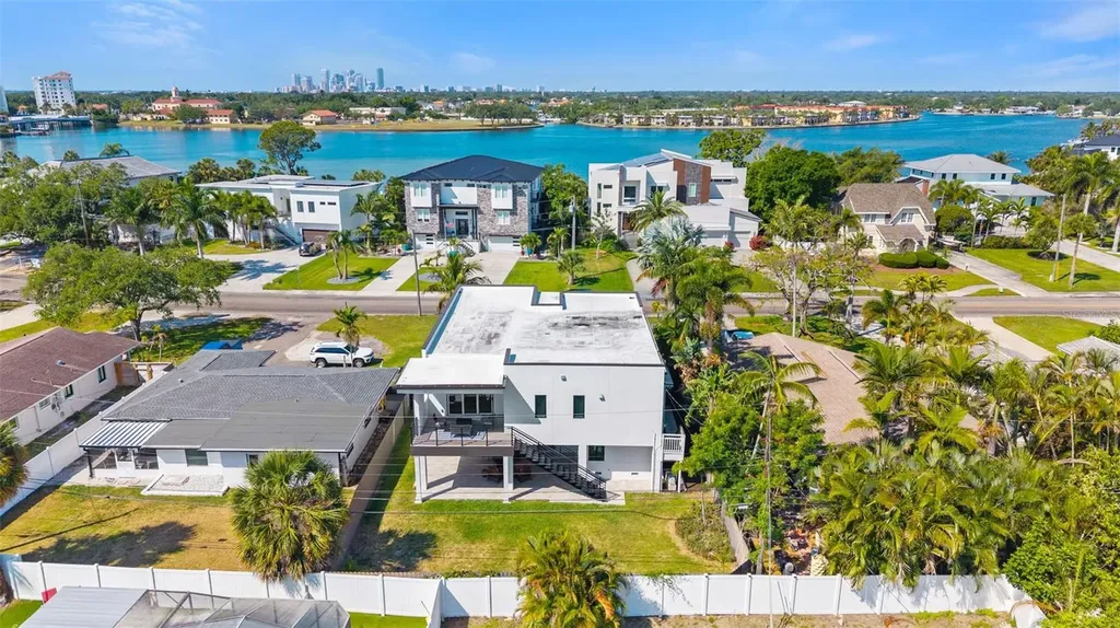 3835 Shore Acres Boulevard NE St Petersburg FL 33703