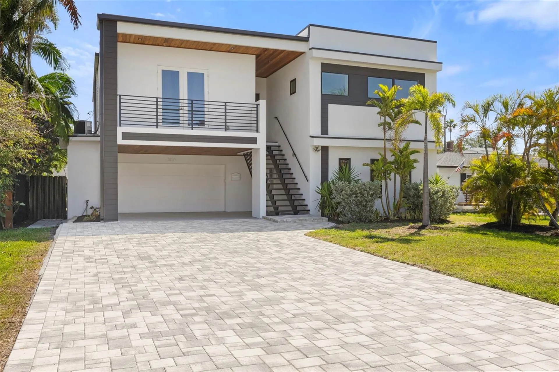 3835 Shore Acres Boulevard NE St Petersburg FL 33703