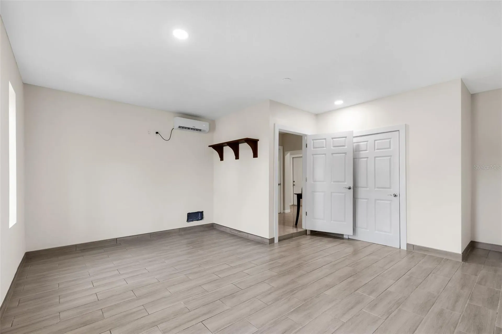 3835 Shore Acres Boulevard NE St Petersburg FL 33703