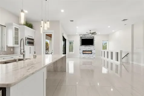 3835 Shore Acres Boulevard NE St Petersburg FL 33703