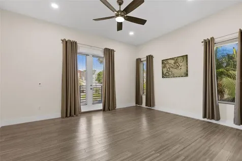 3835 Shore Acres Boulevard NE St Petersburg FL 33703