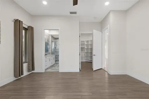 3835 Shore Acres Boulevard NE St Petersburg FL 33703