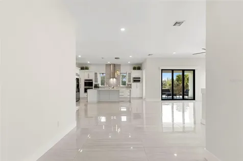 3835 Shore Acres Boulevard NE St Petersburg FL 33703