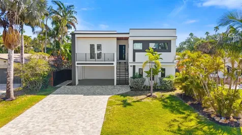 3835 Shore Acres Boulevard NE St Petersburg FL 33703