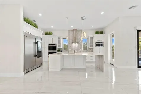 3835 Shore Acres Boulevard NE St Petersburg FL 33703