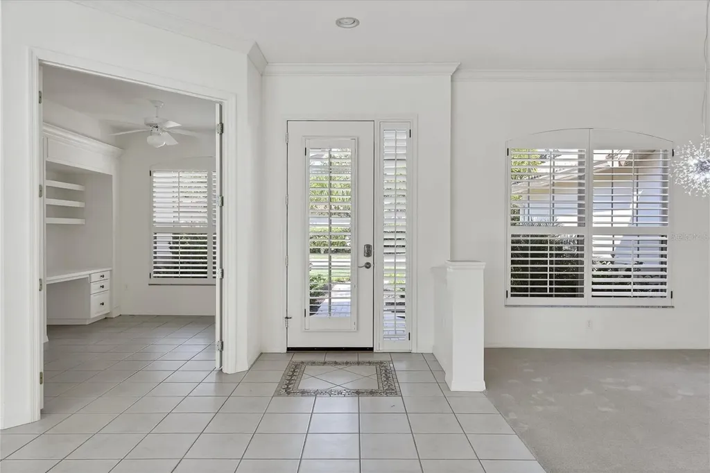 8501 Park Shore Lane Sarasota FL 34238