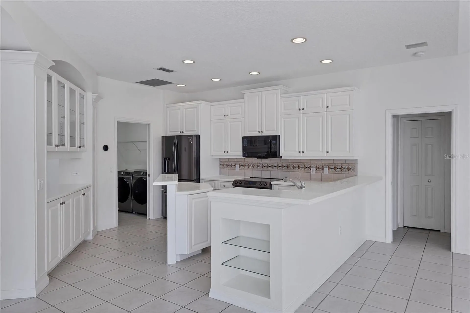 8501 Park Shore Lane Sarasota FL 34238