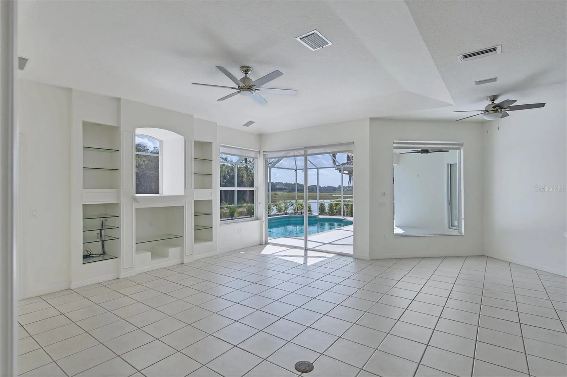 8501 Park Shore Lane Sarasota FL 34238