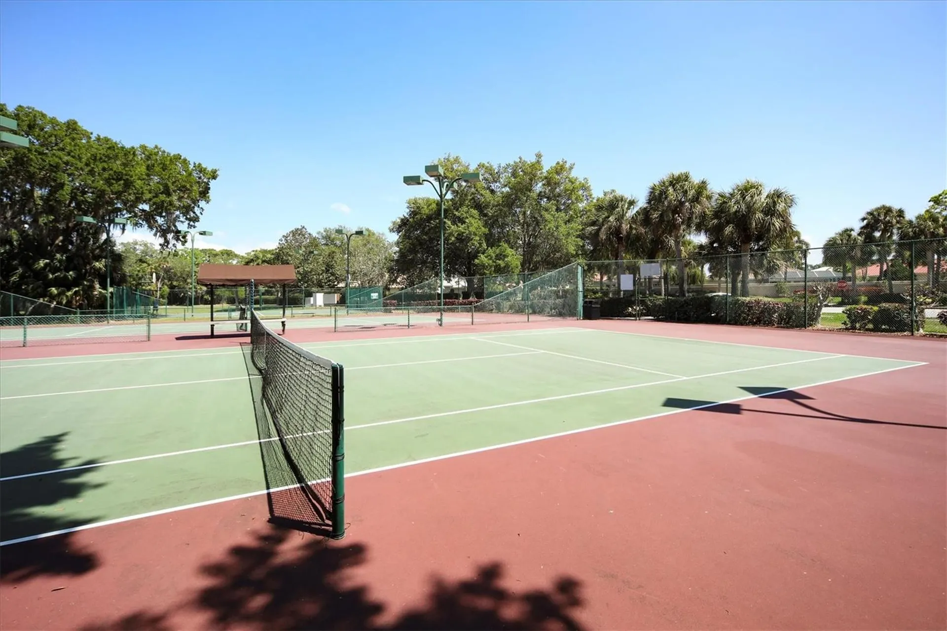 8501 Park Shore Lane Sarasota FL 34238