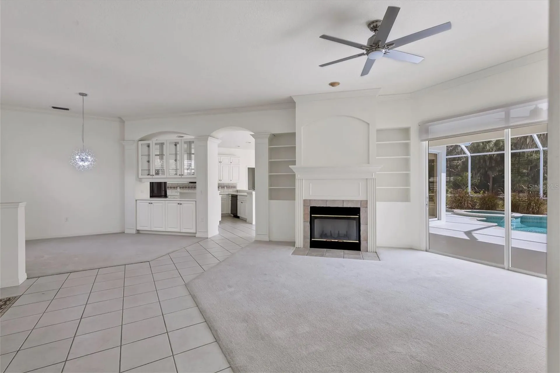 8501 Park Shore Lane Sarasota FL 34238