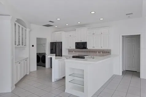 8501 Park Shore Lane Sarasota FL 34238
