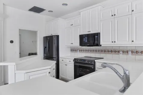 8501 Park Shore Lane Sarasota FL 34238